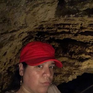 Meet your Posher, Leticia